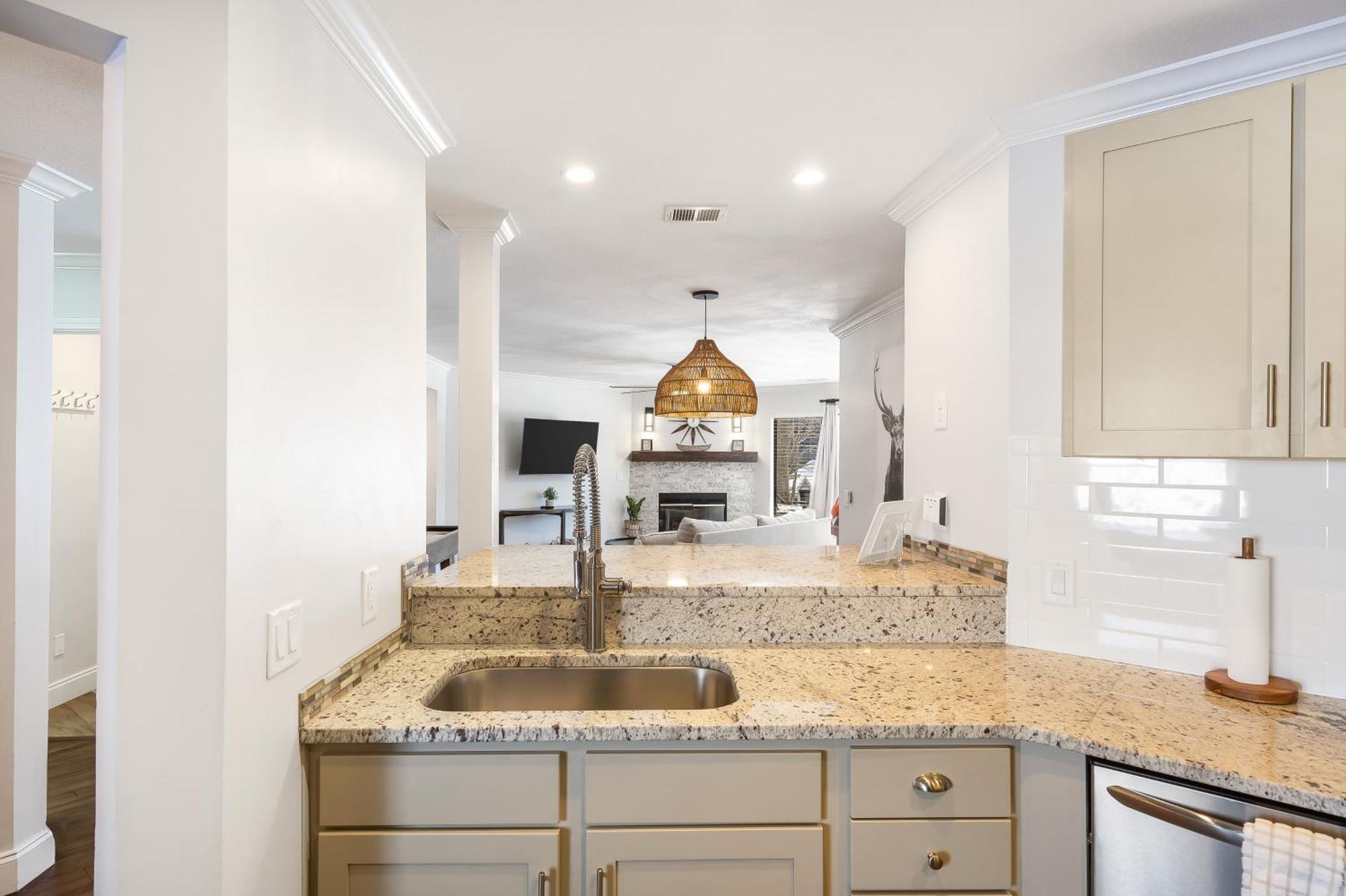 Lavish Branson Escape With Resort And Lake Access Bagian luar foto